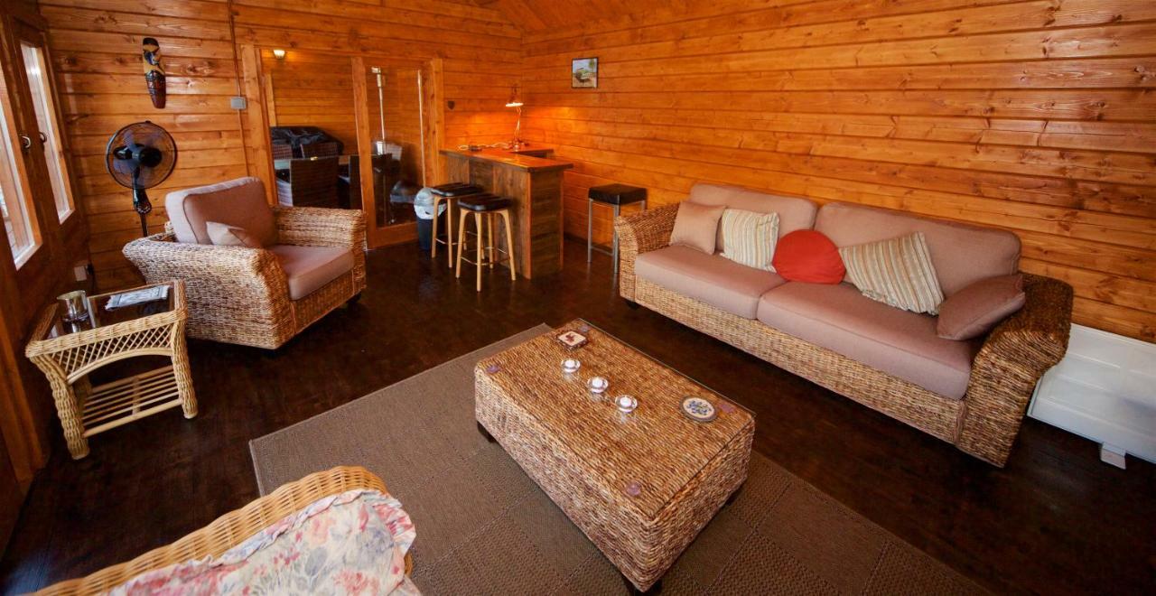 Lochwood Guest House Wing Лохгойлхед Экстерьер фото
